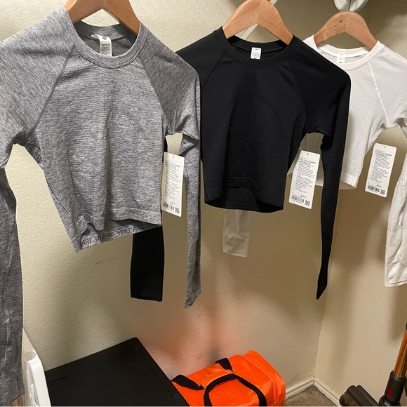 2 New With Tags Swiftly Tech Cropped Long-Sleeve
Shirts 2.0 - Picture 1 of 16